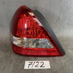 NISSAN TIIDA LATIO / C11 Genuine Taillight / STANLEY P4088 L / Left Side x1