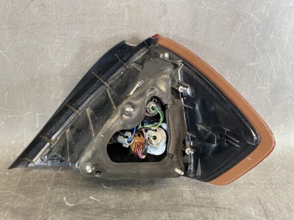 NISSAN TIIDA / TIIDA LATIO C11 NC11 SC11 SNC11 Genuine Taillight / STANLEY P4088 L / Left Side x1 - Image 6