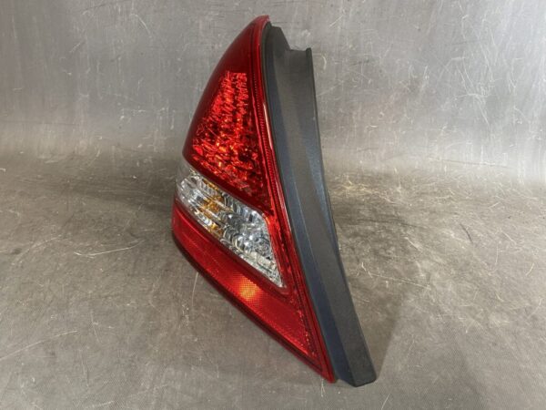 NISSAN TIIDA / TIIDA LATIO C11 NC11 SC11 SNC11 Genuine Taillight / STANLEY P4088 L / Left Side x1 - Image 3