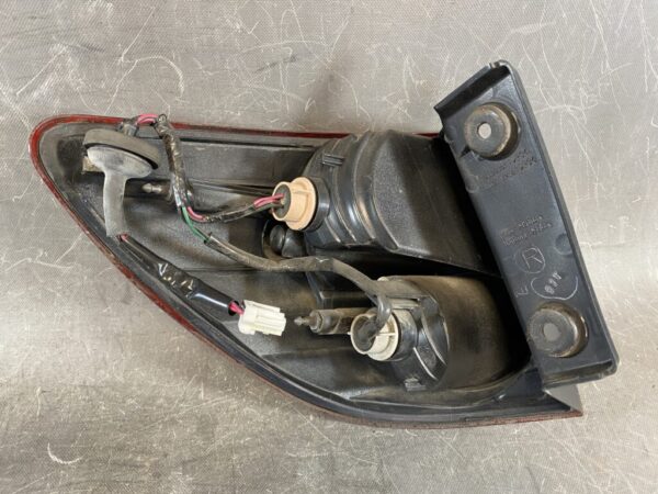 NISSAN AD WINGROAD LANCER CARGO Taillight 220-24886 Right Side x1 - Image 6