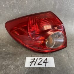 MITSUBISHI LANCER CARGO / Y12 VY12 CVY12 Genuine Taillight / KOITO 220-24886 / Left Side x1