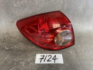 MITSUBISHI LANCER CARGO / Y12 VY12 CVY12 Genuine Taillight / KOITO 220-24886 / Left Side x1