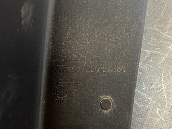 NISSAN AD WINGROAD LANCER CARGO Taillight 220-24886 Left Side x1 - Image 4