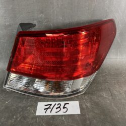SUBARU LEGACY / BM9 Genuine Taillight / KOITO 220-20068 / Right Side x1