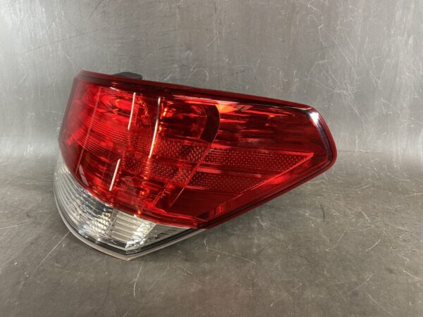 SUBARU LEGACY BM BMM BM9 Genuine Taillight / KOITO 220-20068 / Right Side x1 - Image 3