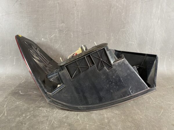 SUBARU LEGACY BM BMM BM9 Genuine Taillight / KOITO 220-20068 / Right Side x1 - Image 8