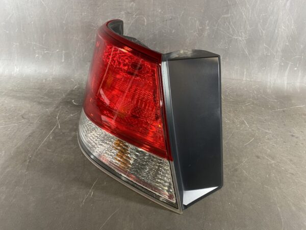 SUBARU LEGACY BM BMM BM9 Genuine Taillight 220-20068 Left Side x1 - Image 2