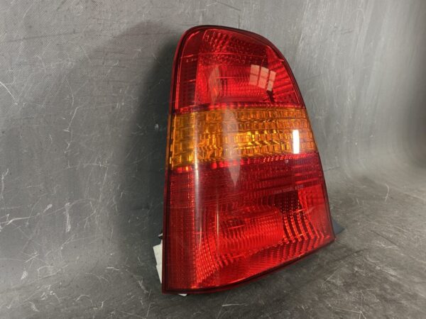 TOYOTA PROGRES JCG10 JCG11 JCG15 Taillight 51-4 Left Side x1 - Image 3