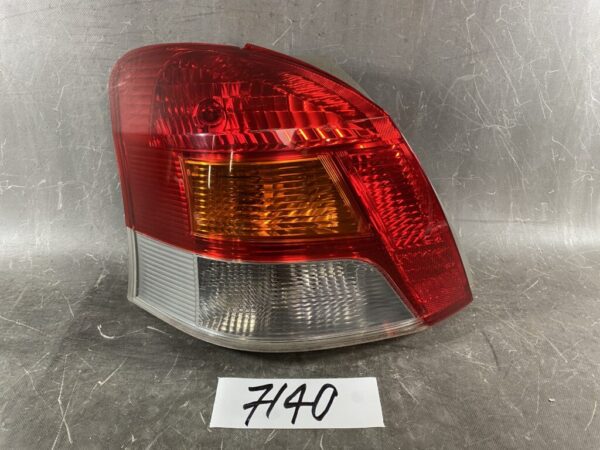 TOYOTA VITZ / SCP90 Genuine Taillight / KOITO 52-185 / Left Side x1 » JDM-PARTS NZ