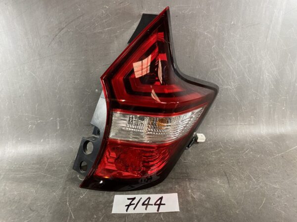 NISSAN NOTE / E12 Genuine Taillight / ICHIKOH D202 / Right Side x1 » JDM-PARTS NZ