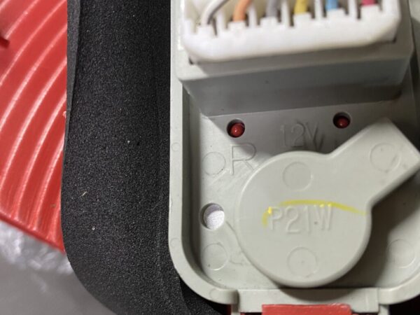 TOYOTA VITZ YARIS SCP90 KSP90 NCP90 NCP91 NCP95 Genuine Taillight / KOITO 52-142 / Right Side x1 - Image 5