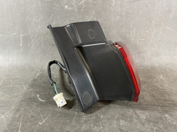 NISSAN ELGRAND E51 ME51 MNE51 NE51 Genuine Taillight ICHIKOH 4956A Right Side x1 - Image 2