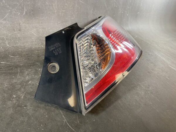 TOYOTA bB QNC20 QNC21 QNC25 Genuine Taillight / KOITO B1-3 / Right Side x1 - Image 5