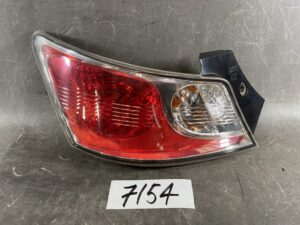 TOYOTA bB / QNC21 Genuine Taillight / KOITO B1-3 / Left Side x1