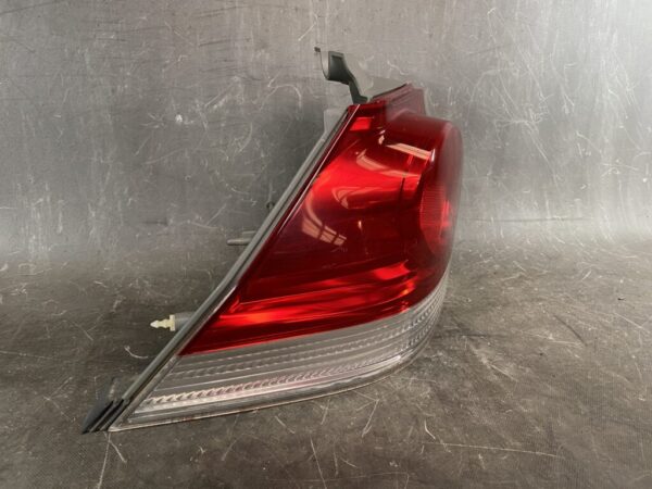 HONDA STEPWAGON RG RG1 RG2 RG3 RG4 Genuine Taillight / STANLEY P5533 L / Left Side x1 - Image 2