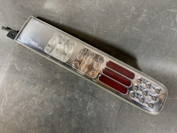 NISSAN CUBE Z11 BZ11 YZ11 BNZ11 Genuine Taillight / ICHIKOH D052 / Right Side x1 - Image 2