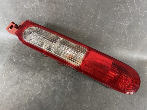 NISSAN CUBE Z12 NZ12 Genuine Taillight / STANLEY P8187 R / Right Side x1 - Image 2