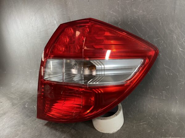 HONDA FIT GE GE6 GE7 GE8 GE9 Genuine Taillight / STANLEY P9596 R / Right Side x1 - Image 2