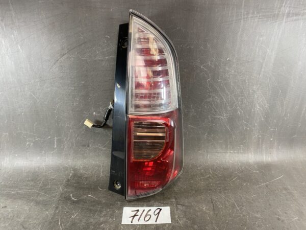 TOYOTA PASSO / KGC10 Genuine Taillight / KOITO 220-51895 / Right Side x1 » JDM-PARTS NZ