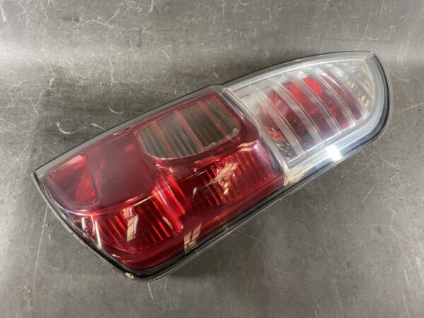 TOYOTA PASSO BOON QNC10 KGC10 KGC15 Taillight 220-51895 Right Side x1 - Image 5