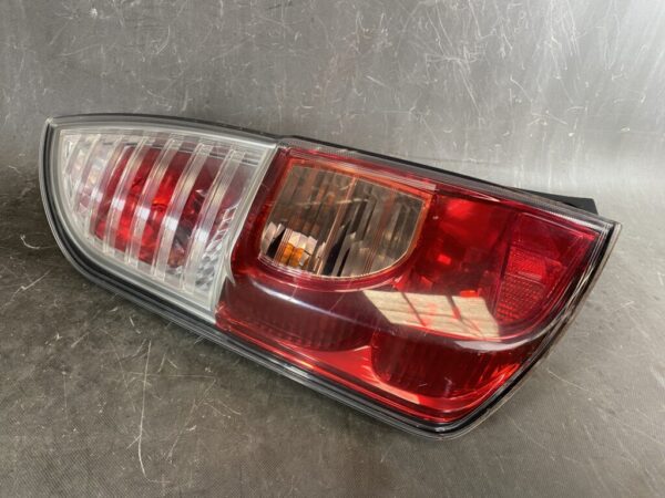 TOYOTA PASSO BOON QNC10 KGC10 KGC15 Taillight 220-51895 Left Side x1 - Image 5