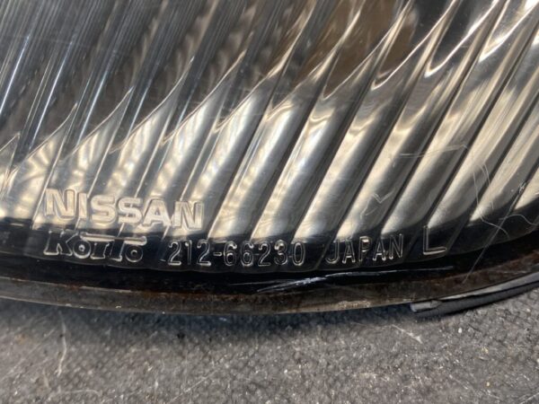 NISSAN STAGEA C34 Corner light 212-66230 Left Side x1 - Image 2