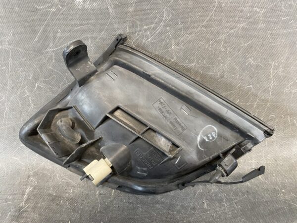 NISSAN STAGEA C34 Corner light 212-66230 Left Side x1 - Image 3