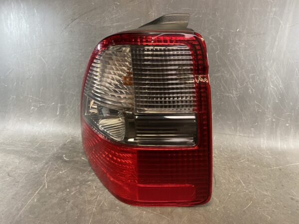 HONDA ODYSSEY RA6 RA7 RA8 RA9 Taillight P0711 Right Side x1 - Image 2