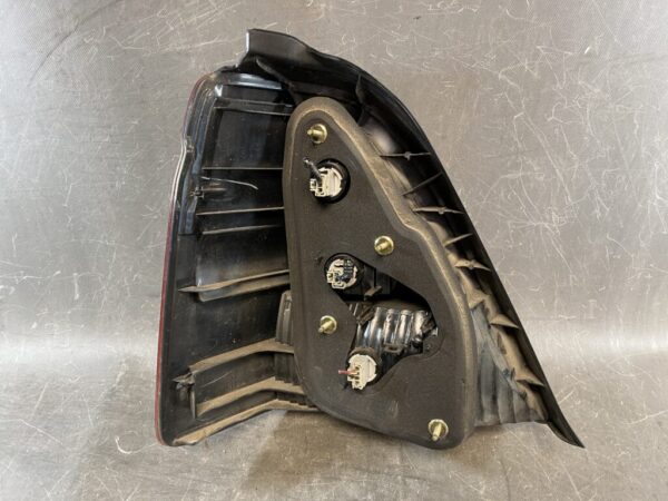 HONDA ODYSSEY RA6 RA7 RA8 RA9 Taillight P0711 Right Side x1 - Image 5