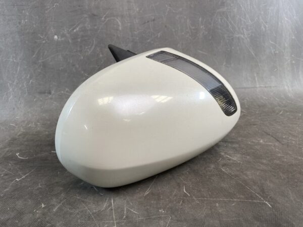 NISSAN SKYLINE V35 NV35 PV35 CPV35 Genuine Door Mirror / ICHIKOH 8284 / Right Side x1 - Image 2