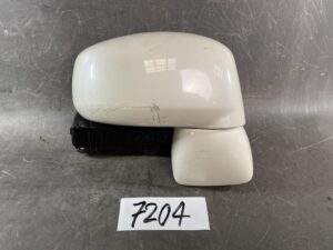 NISSAN TIIDA LATIO C11 Genuine Door Mirror / Right Side x1