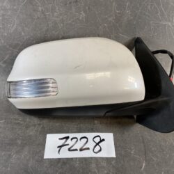 TOYOTA SIENTA NCP81 Genuine Door Mirror / MURAKAMI 8392 / 022329 / Right Side x1