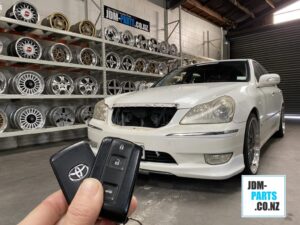 TOYOTA Crown Majesta UZS186 Replacement Key
