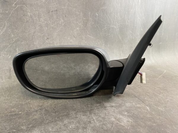 MAZDA VERISA DC5W Genuine Door Mirror / IH517 IH518 / Left Side x1 - Image 4