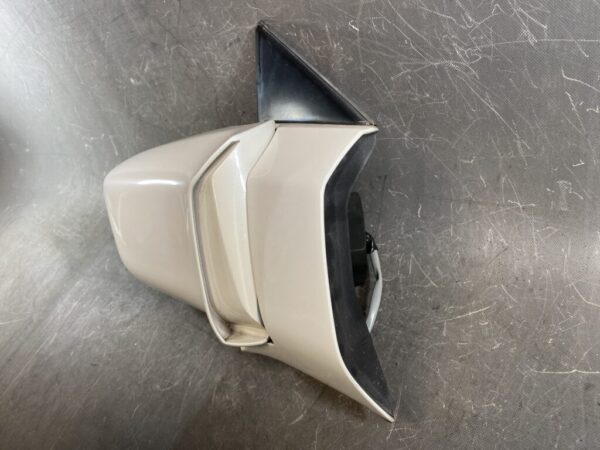 NISSAN ELGRAND E51 ME51 MNE51 NE51 Genuine Door Mirror B64 / Right Side x1 - Image 3