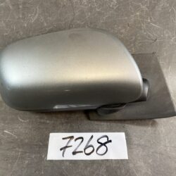 TOYOTA VITZ SCP90 Genuine Door Mirror / J78 R-R / Right Side x1