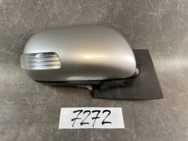 TOYOTA VITZ SCP90 Genuine Door Mirror / ICHIKOH 8316 / 026403 / Right Side x1 » JDM-PARTS NZ
