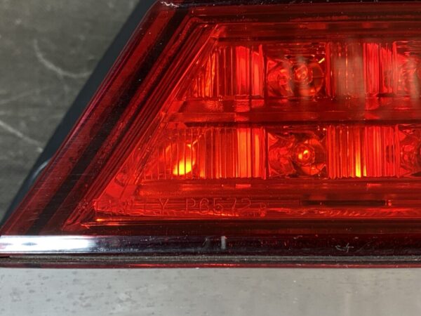 HONDA ODYSSEY RB1 RB2 Taillight P6572 (CLEAR) Right Side x1 - Image 5
