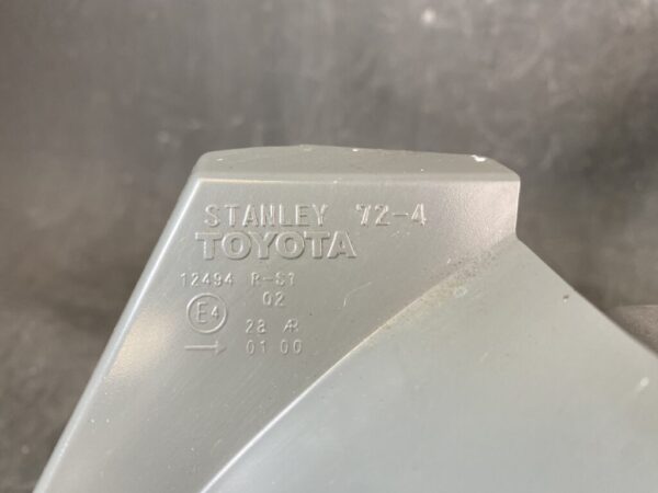 TOYOTA MARK X ZIO ANA10 Genuine Taillight / STANLEY 72-4 / Right Side x1 - Image 4