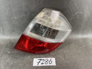 HONDA FIT GE8 Genuine Taillight / STANLEY P7612 R / Right Side x1