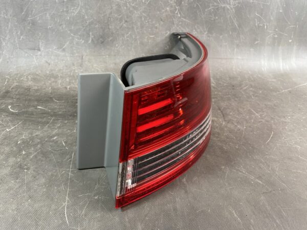 7287_taillight_4 HONDA ELYSION RR1 Genuine Taillight STANLEY P4149 Right Side x1 » NZ.95 » JDM-PARTS NZ » JDM-PARTS NZ HONDA ELYSION RR1 Genuine Taillight STANLEY P4149 Right Side x1 » JDM-PARTS NZ