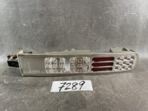 NISSAN CUBE Z11 Genuine Taillight / ICHIKOH D052 / Right Side x1
