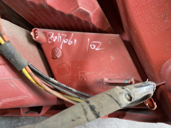 SUZUKI SWIFT ZC ZC71S ZC11S ZD11S ZC31S Genuine Taillight / 5696 S1-R / Right Side x1 - Image 5