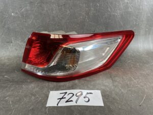 HONDA ODYSSEY RB3 Genuine Taillight / KOITO 220-22893 / Right Side x1 HONDA ODYSSEY RB3 RB4 Taillight 220-22893 Right Sidex1 » JDM-PARTS NZ