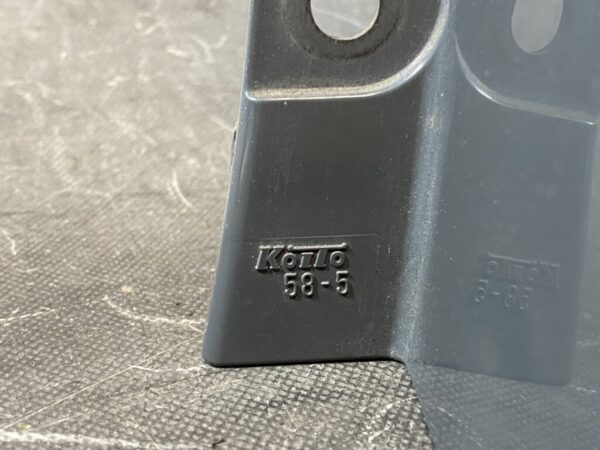 TOYOTA ALPHARD ANH10 ANH15 MNH10 MNH15 Genuine Taillight / KOITO 58-5 / Right Side x1 - Image 4