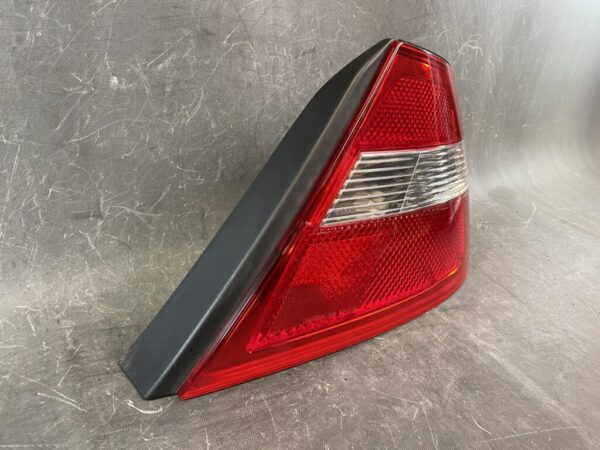 NISSAN CEDRIC GLORIA Y34 HY34 ENY34 MY34 Taillight 4867 Right Side x1 - Image 3