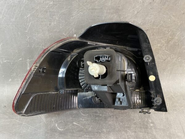 VOLKSWAGEN GOLF 6 MK6 GEN 6 5K1 Genuine Taillight 5K0 945 112 / Right Side x1 - Image 9