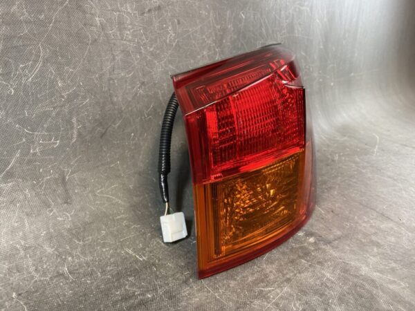LEXUS IS IS250 IS350 GSE20 GSE21 GSE31 GSE35 AVE30 Genuine Taillight / ICHIKOH 53-40 / Right Side x1 - Image 3