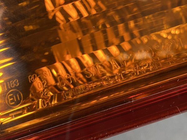 LEXUS IS IS250 IS350 GSE20 GSE21 GSE31 GSE35 AVE30 Genuine Taillight / ICHIKOH 53-40 / Right Side x1 - Image 5