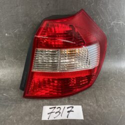 BMW 1 SERIES E87 / UF18 Genuine Taillight 6321 6924502 / Right Side x1